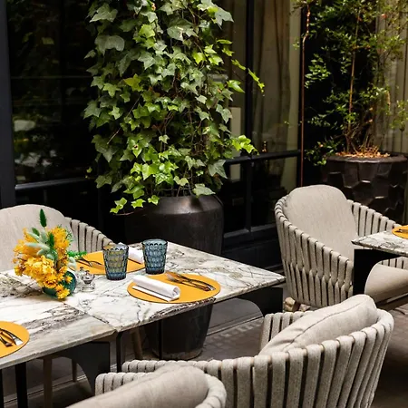 Le Burgundy 5* Parigi