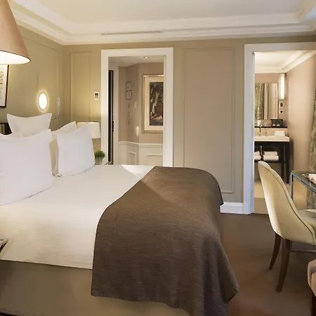 Hotel Le Burgundy Parigi